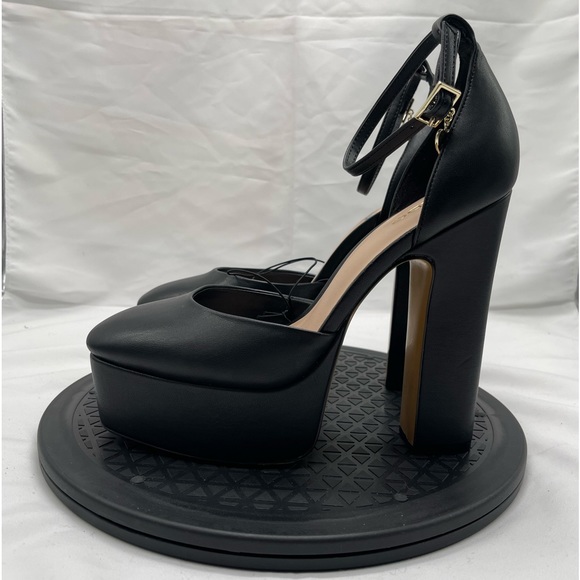 aldo closed toe heels